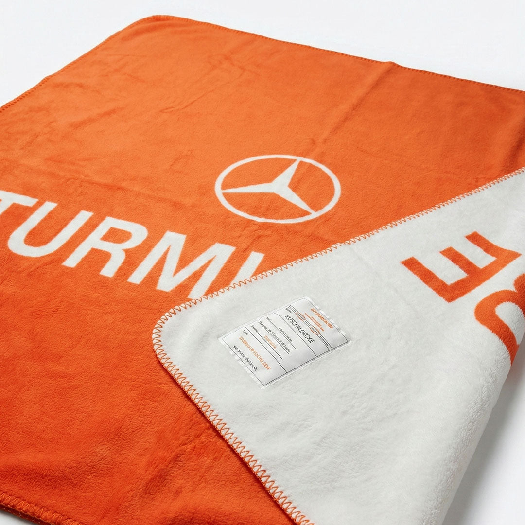 STURMHAUBE x Mercedes-Benz Stern Kuscheldecke